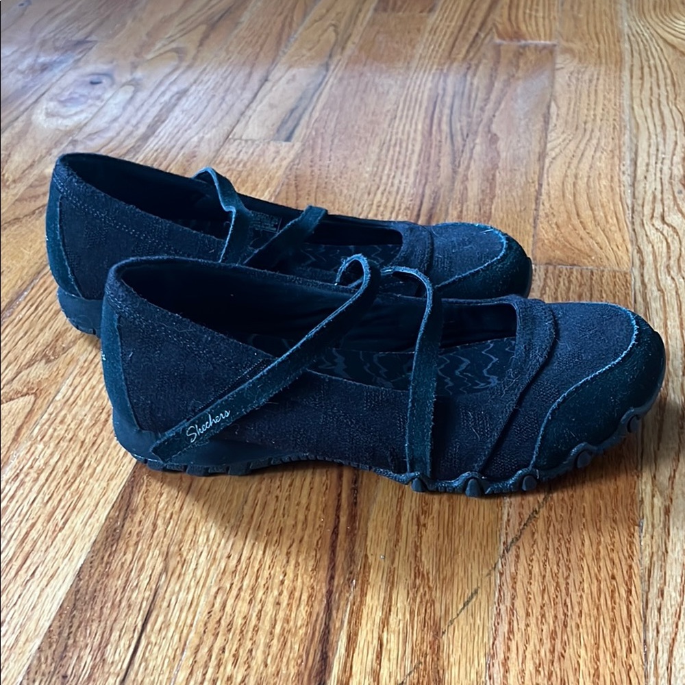 NWOT Skechers 7.5 Women’s Black Dress Shoes with Strap and Rounded Toe - Picture 6 of 8
